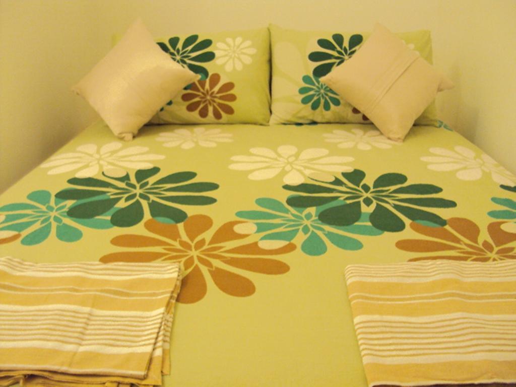 Mazz Homestay Negombo Exterior foto
